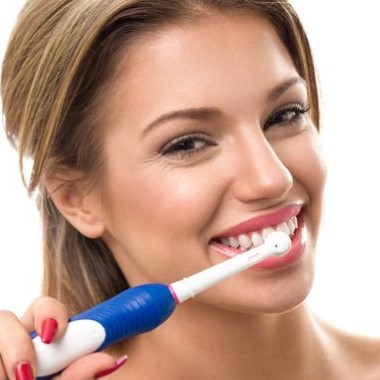 A tökélyre fejlesztett szájhigiéniáért: 20 darab elektromos ORAL-B kompatibilis fogkefe fej kedvezményes áron