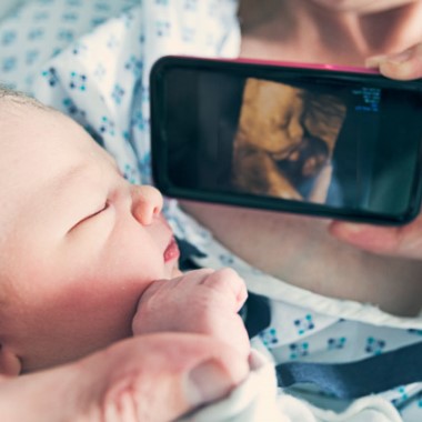 4D-s babamozi a gyermekedről video- és képrögzítéssel, 1 nyomtatott képpel, előleggel