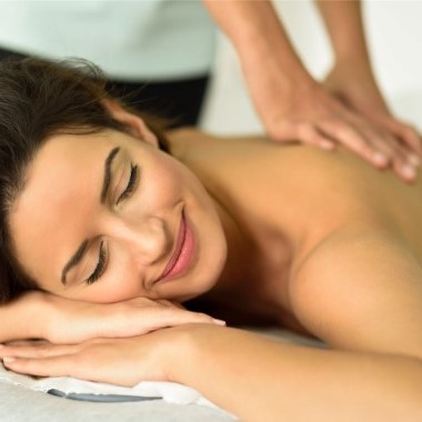 60 percnyi teljes testes feltöltődés, svédmasszázs, talpmasszázzsal a Corvin Medical Orvosi Központban