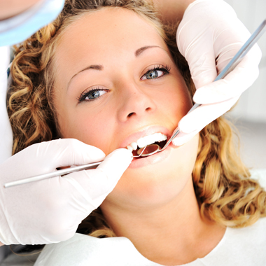 Esztétikai fogtömés és szájhigiéniás tanácsadás