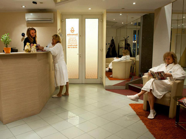 Ha fájdalom korlátoz a szabad mozgásban: Átfogó ízületi- és gerinc állapotfelmérés ProAdjusterrel + manuál és gépi terápia 16.000Ft helyett 5.900Ft-ért!