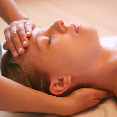 Hathatós stresszoldás KÉT kezeléssel egy lépésben: holistic pulzing kezelés és craniosacralis terápia 