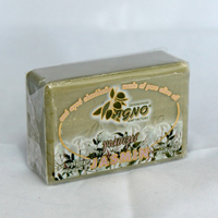 Egészséges természetes bőrelixír.