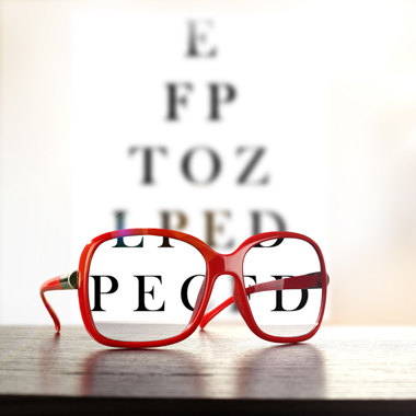 Minden részletet egésszé tesz: Multifokális szemüvegkészítés látásvizsgálattal és...