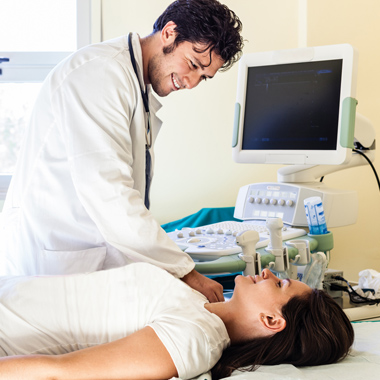 Pajzsmirigy ultrahangos vizsgálata a Benyovszky Orvosi Központban