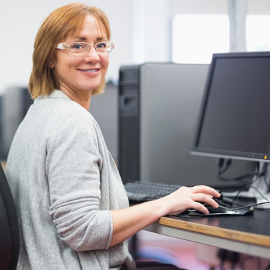 Egész nap szemezel a monitorral? Dioptriás/dioptria nélküli, UV-szűrős monitorszűrő szemüveg és ...