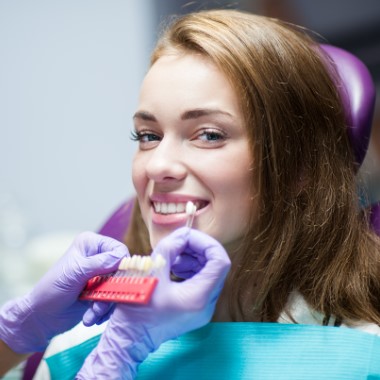  Zománc-kímélő Led lámpás fogfehérítés, fogkőeltávolítással