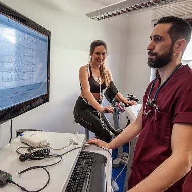 Corvin főorvosi terheléses ekg-s, szívultrahangos kardiológiai csomag