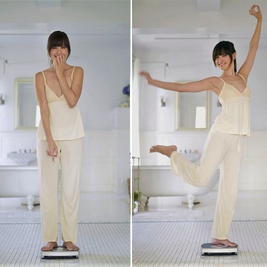 LipoZero alakformálás, kiegészítő dermapen szérumos testkezelés, plusz hatékonyság fokozó gépi nyirokmasszázs