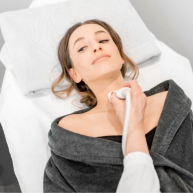 Fókuszált pajzsmirigy ultrahangos vizsgálat a Benyovszky Orvosi Központban
