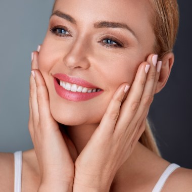 Vékonyszálas biolifting bőrfeszesítő kezelés